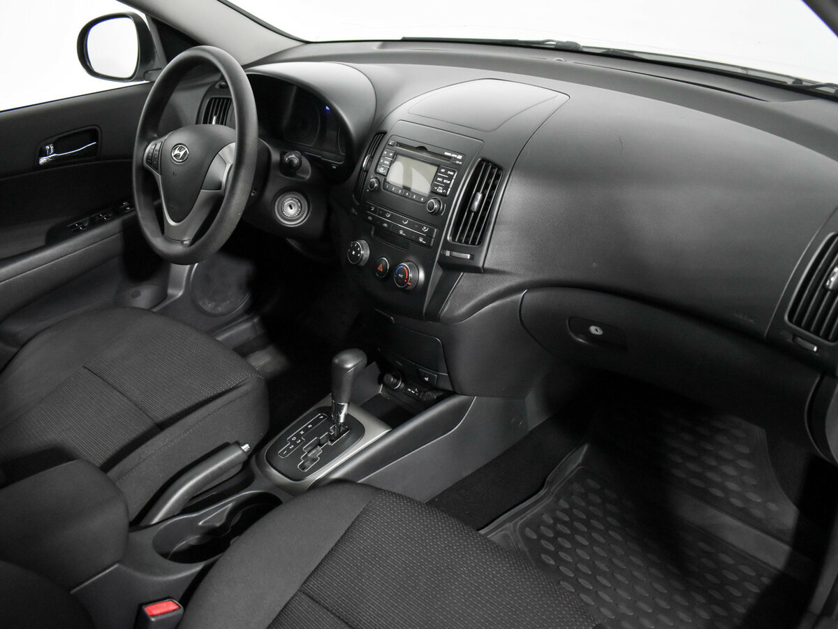 Hyundai i30 2011 года с пробегом. Фото: #10