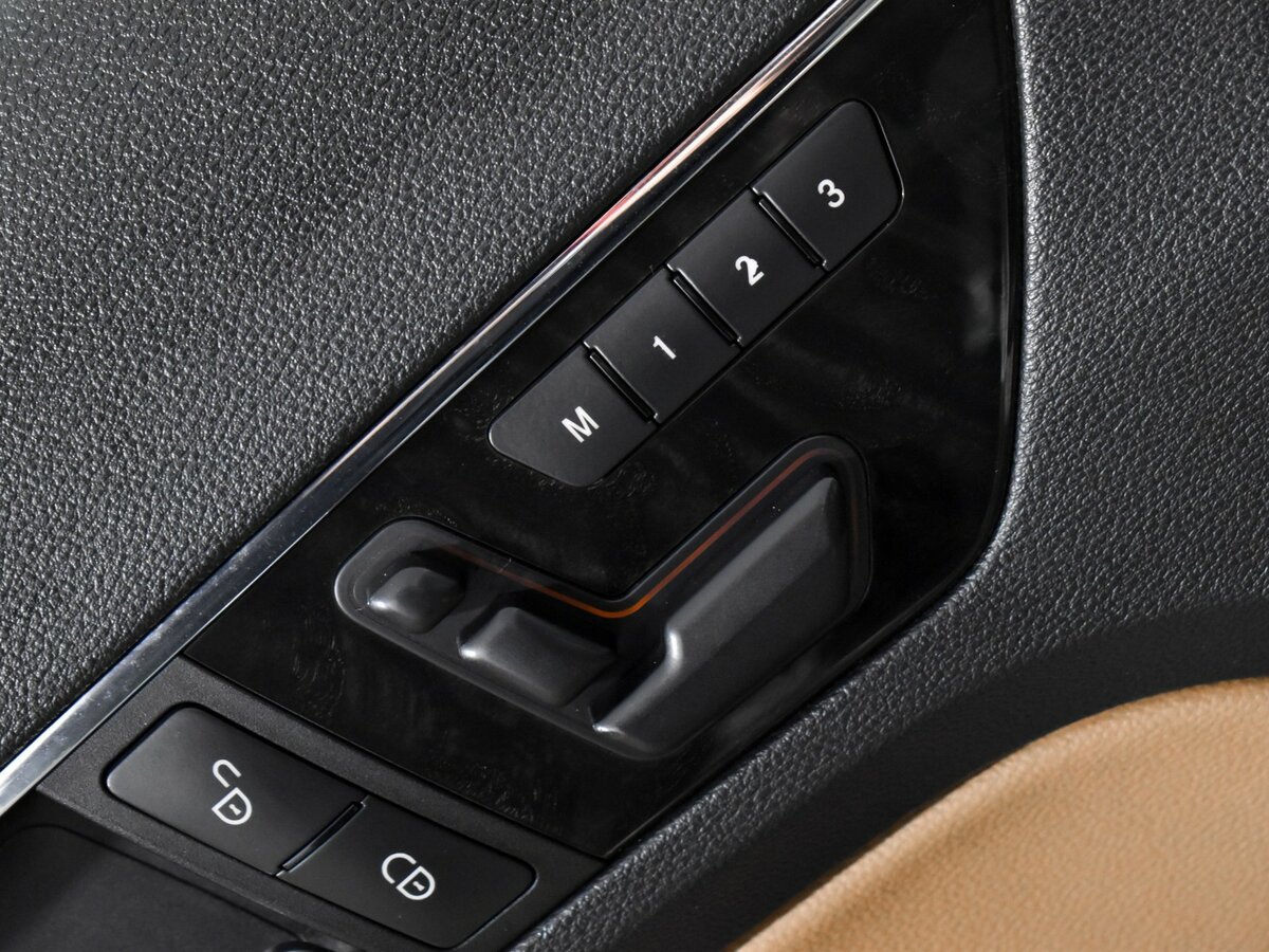 Mercedes-Benz E-Класс 2010 года с пробегом. Фото: #7