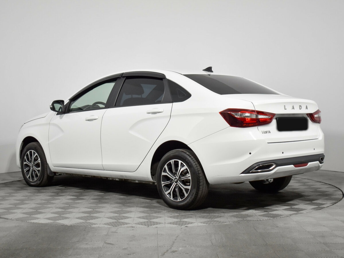 Lada (ВАЗ) Vesta 2023 года с пробегом. Фото: #6