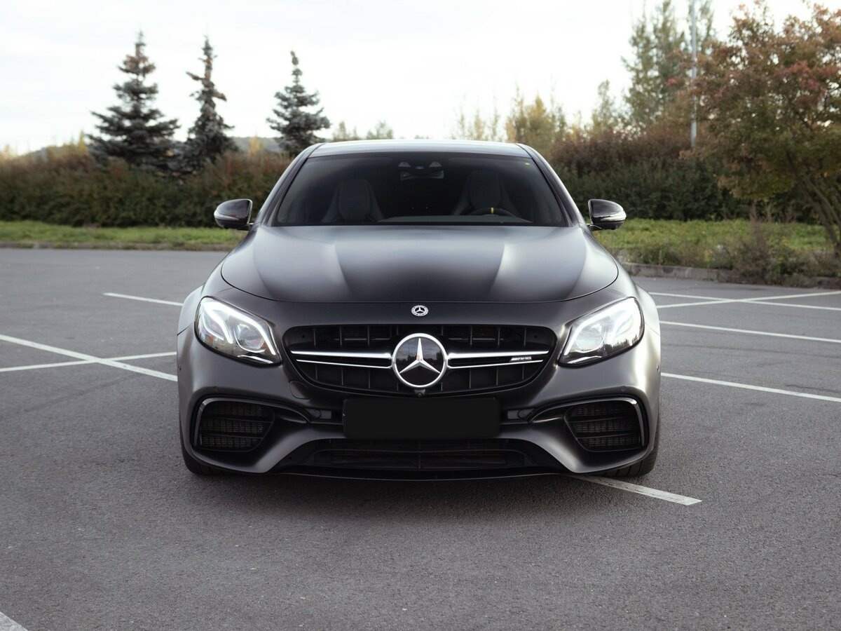 Mercedes-Benz E-Класс AMG 2017 года с пробегом. Фото: #3