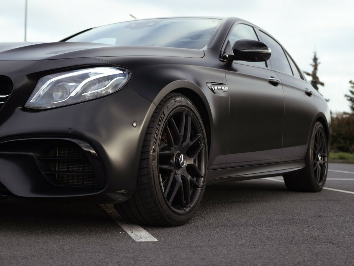 Mercedes-Benz E-Класс AMG 2017 года с пробегом. Фото: #4