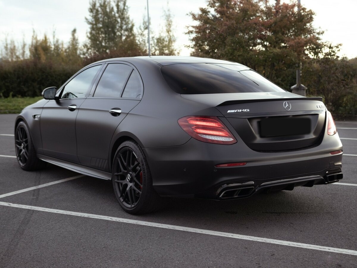 Mercedes-Benz E-Класс AMG 2017 года с пробегом. Фото: #11