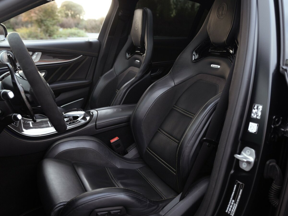 Mercedes-Benz E-Класс AMG 2017 года с пробегом. Фото: #13