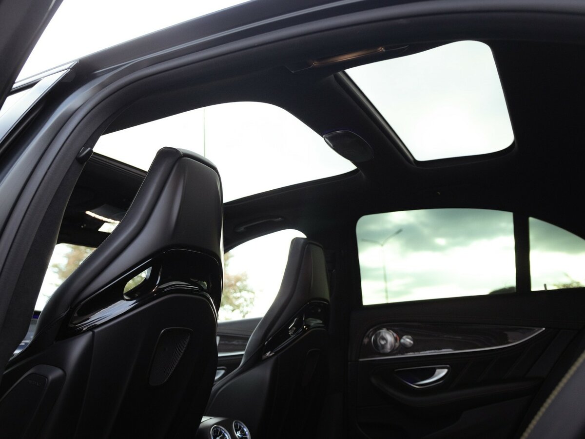 Mercedes-Benz E-Класс AMG 2017 года с пробегом. Фото: #18