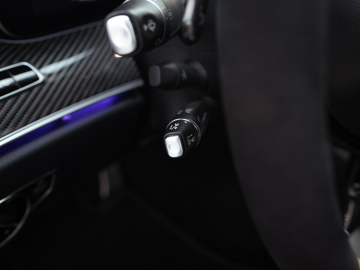 Mercedes-Benz E-Класс AMG 2017 года с пробегом. Фото: #32