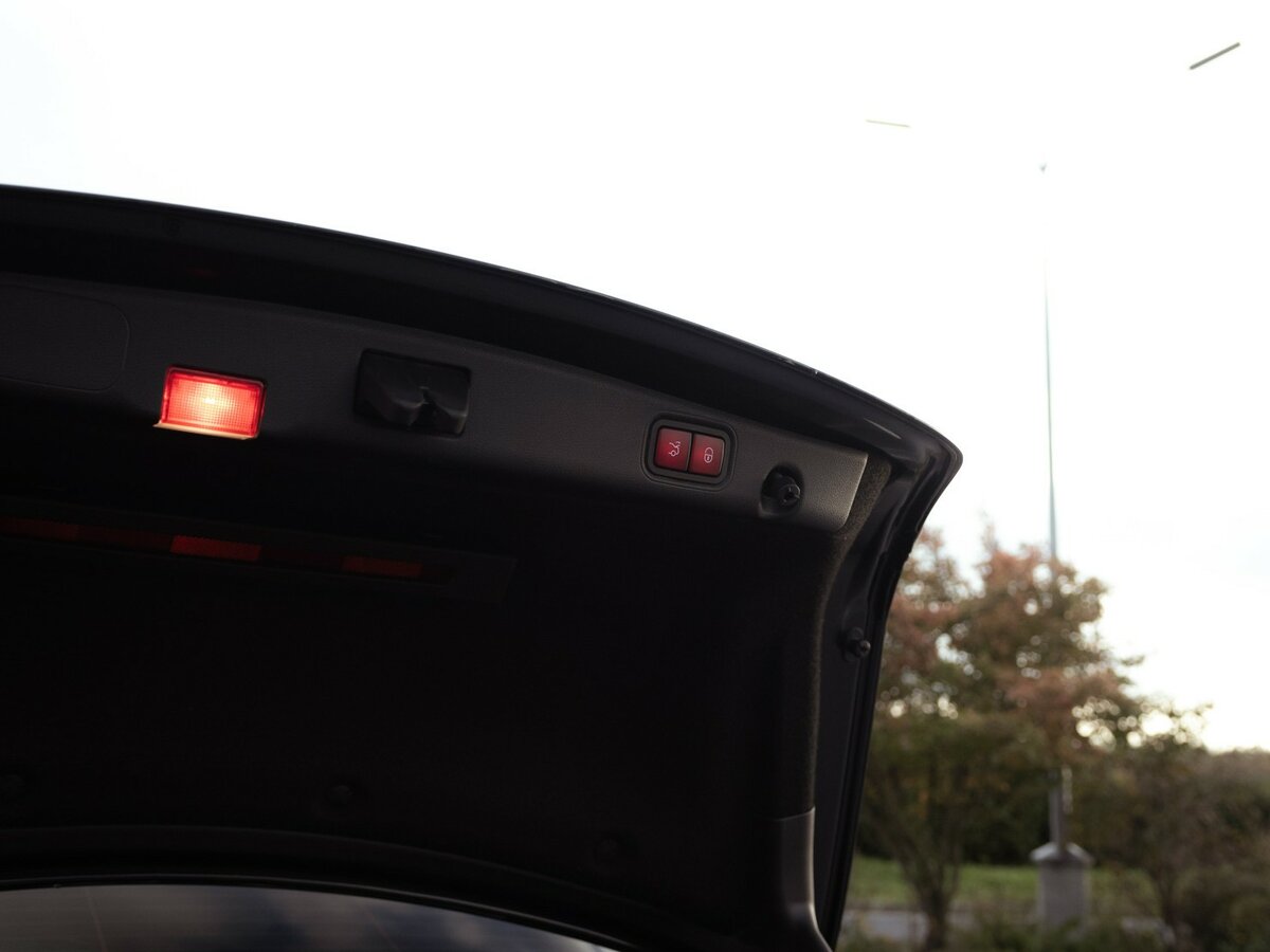 Mercedes-Benz E-Класс AMG 2017 года с пробегом. Фото: #34