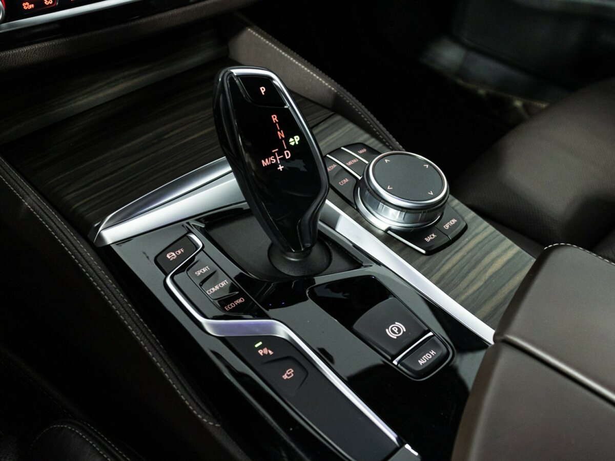 BMW 5 серии 2019 года с пробегом. Фото: #19