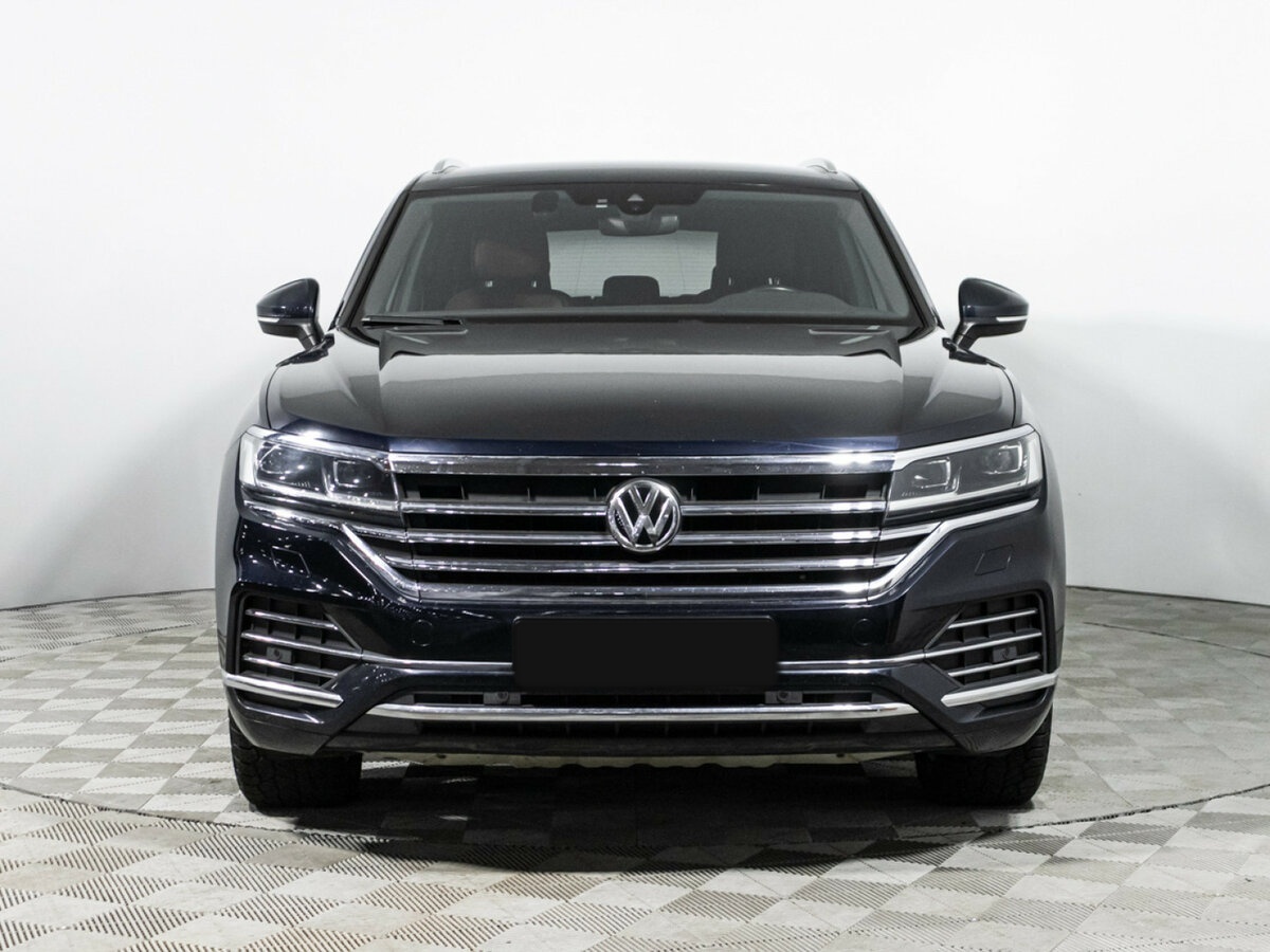Volkswagen Touareg 2019 года с пробегом. Фото: #1