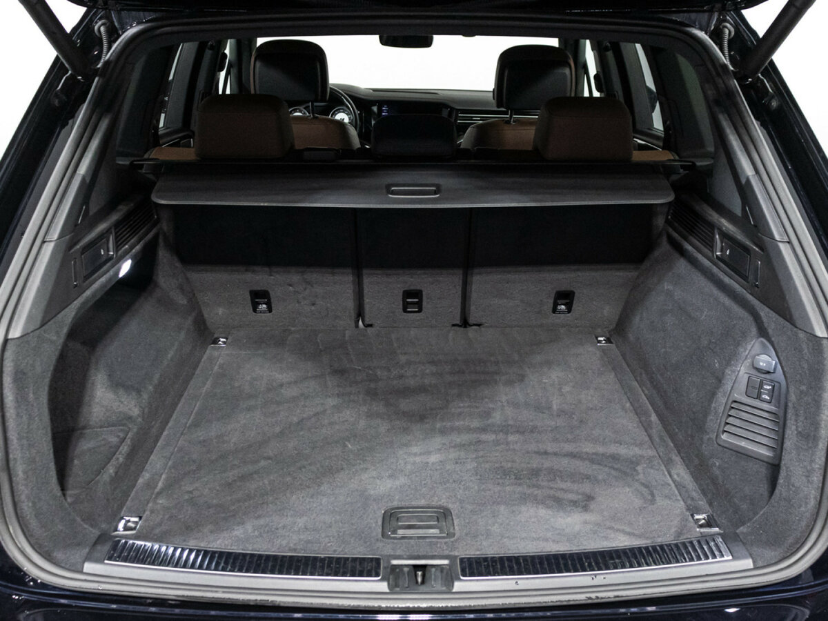 Volkswagen Touareg 2019 года с пробегом. Фото: #13