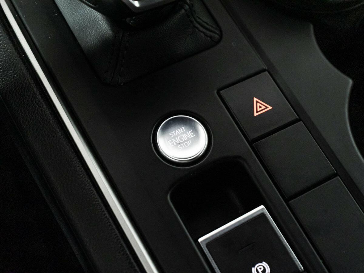 Volkswagen Touareg 2019 года с пробегом. Фото: #21