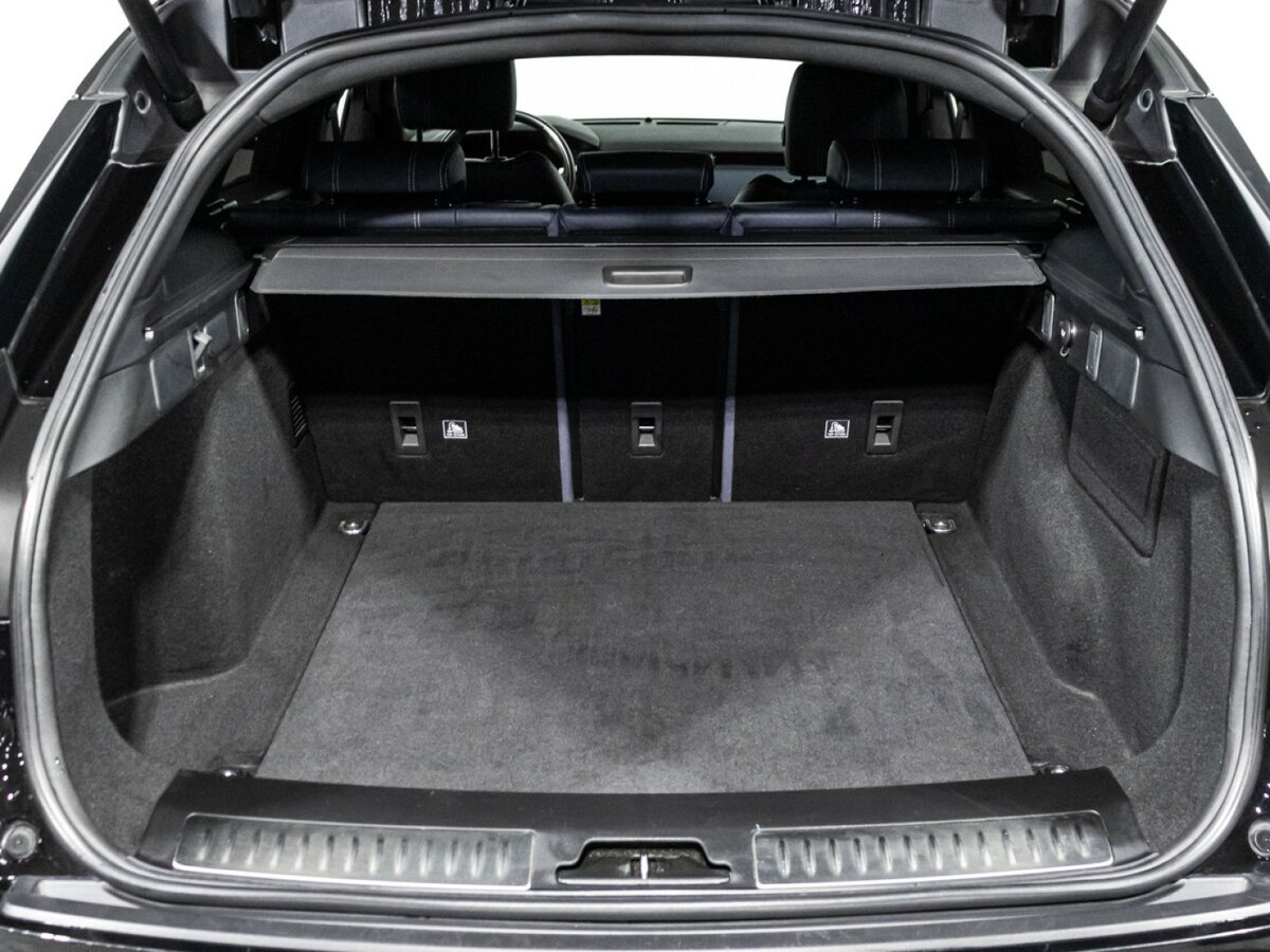 Land Rover Range Rover Velar 2020 года с пробегом. Фото: #11