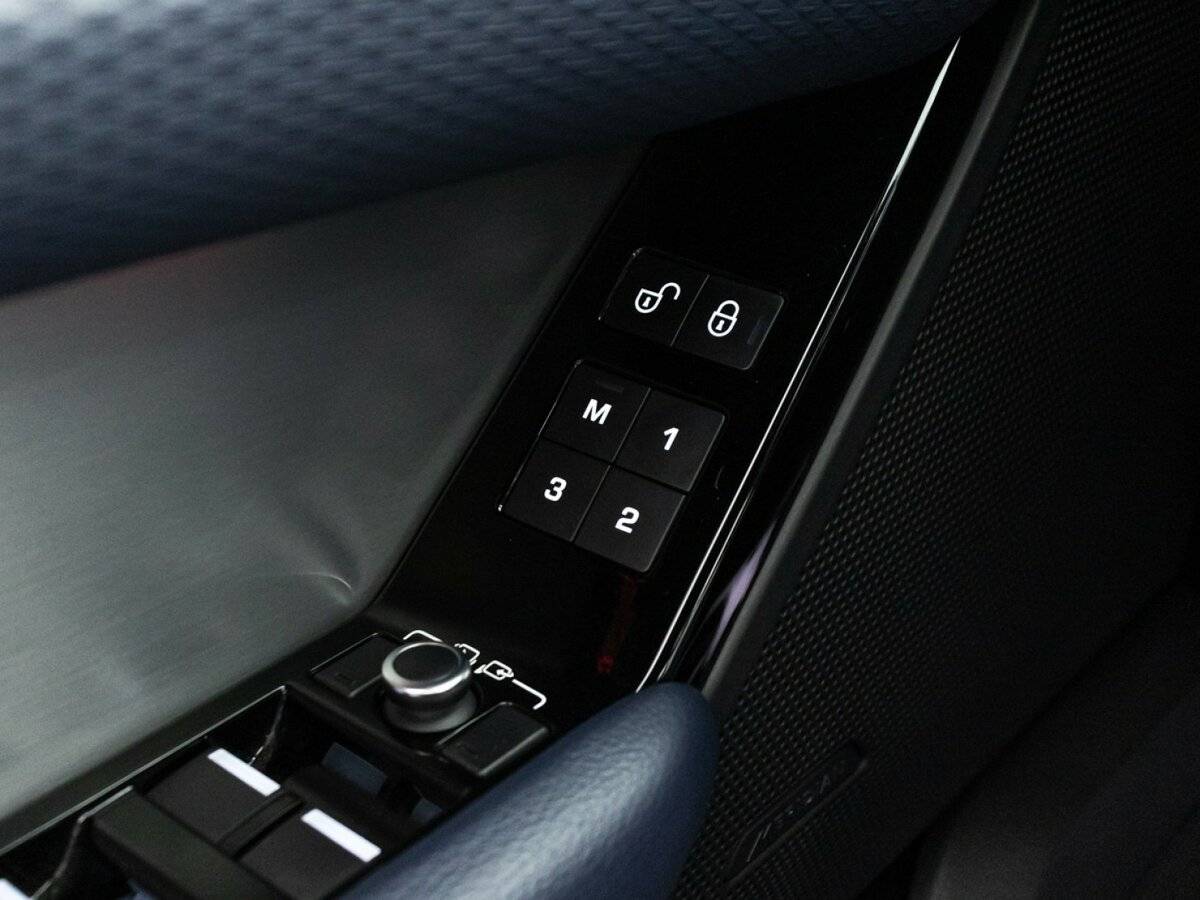 Land Rover Range Rover Velar 2020 года с пробегом. Фото: #14