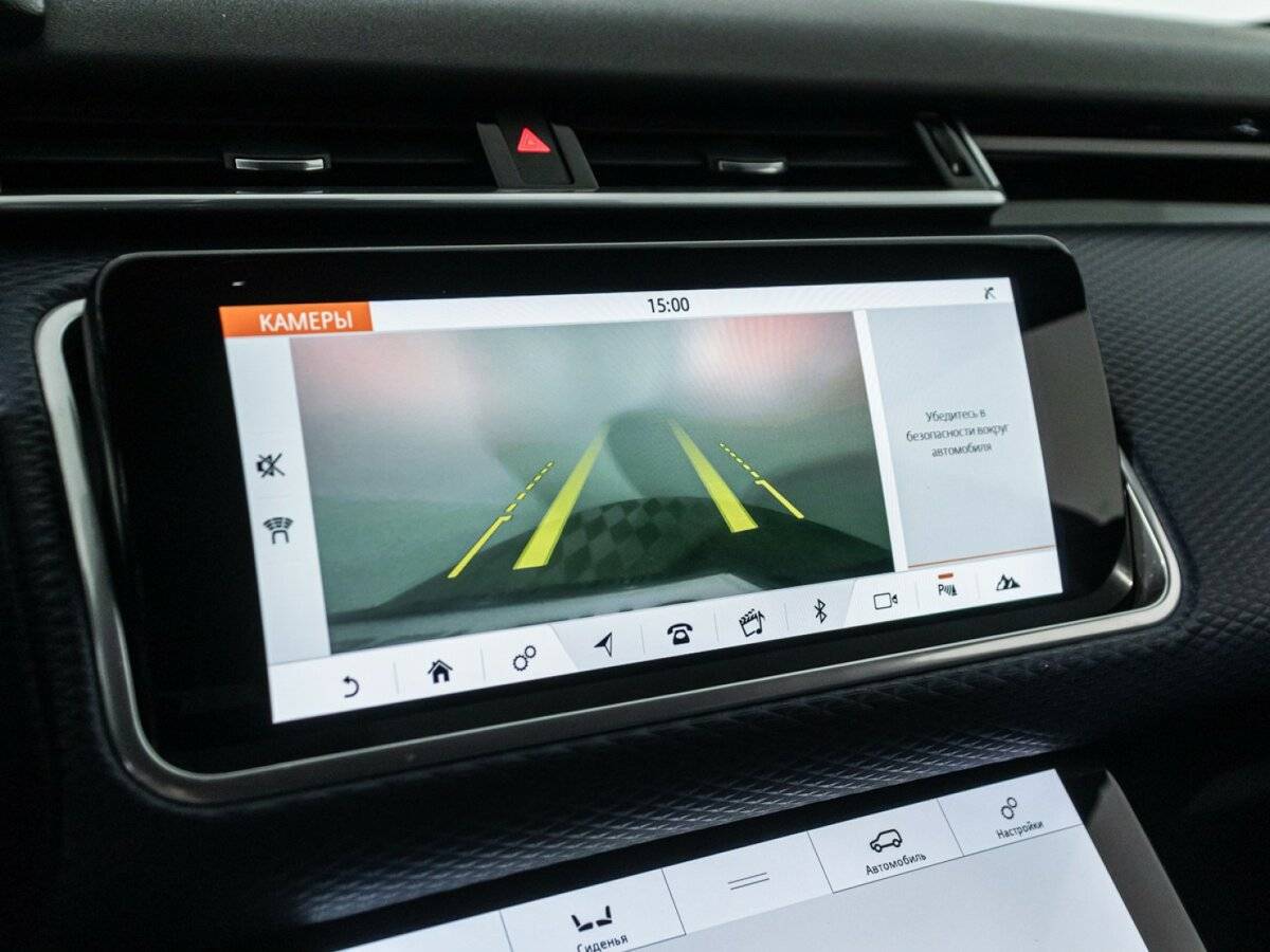 Land Rover Range Rover Velar 2020 года с пробегом. Фото: #18