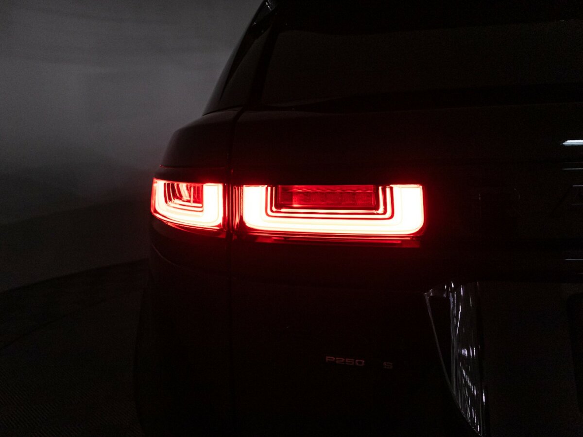 Land Rover Range Rover Velar 2020 года с пробегом. Фото: #21