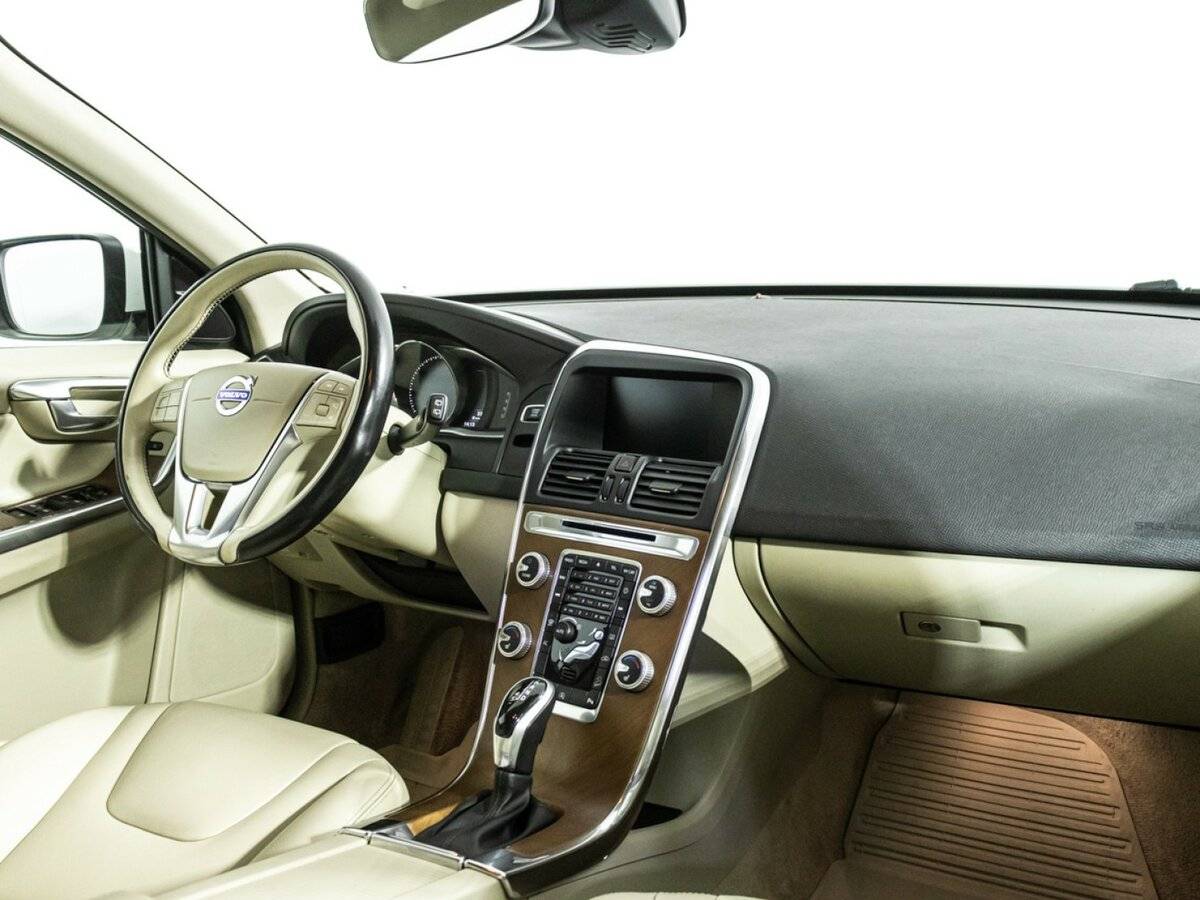 Volvo XC60 2016 года с пробегом. Фото: #8