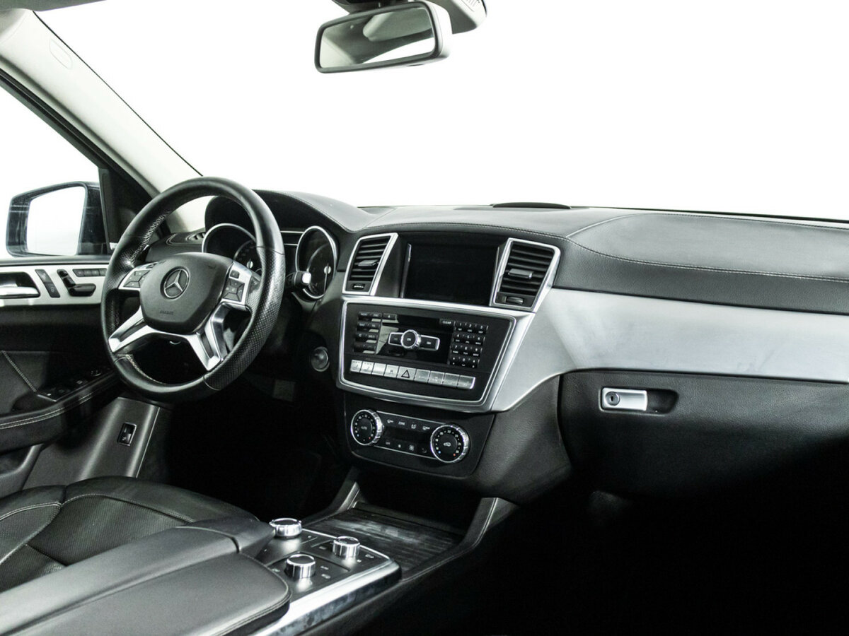 Mercedes-Benz GL-Класс 2015 года с пробегом. Фото: #6