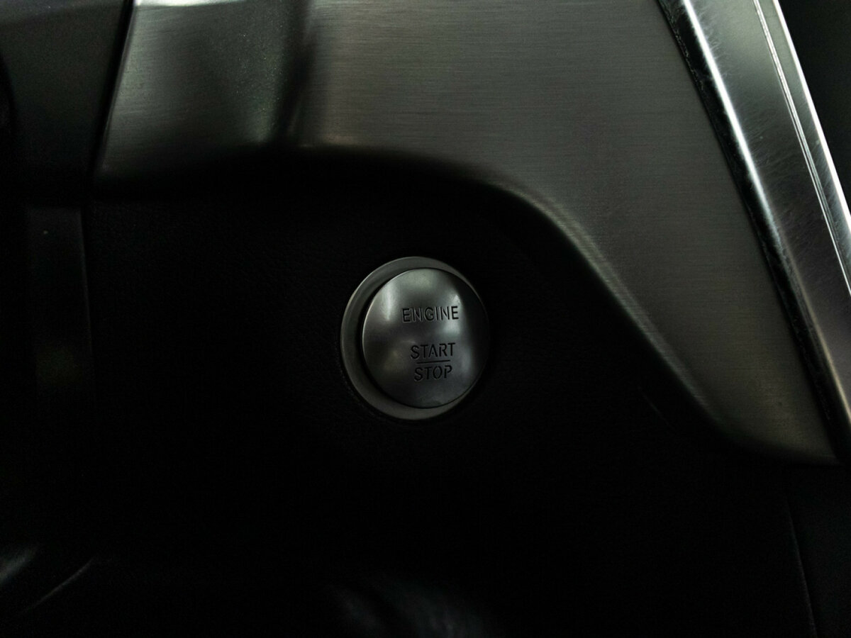 Mercedes-Benz GL-Класс 2015 года с пробегом. Фото: #16