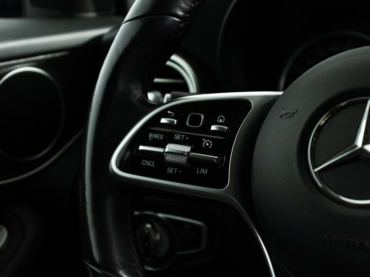 Mercedes-Benz GLC 2021 года с пробегом. Фото: #18