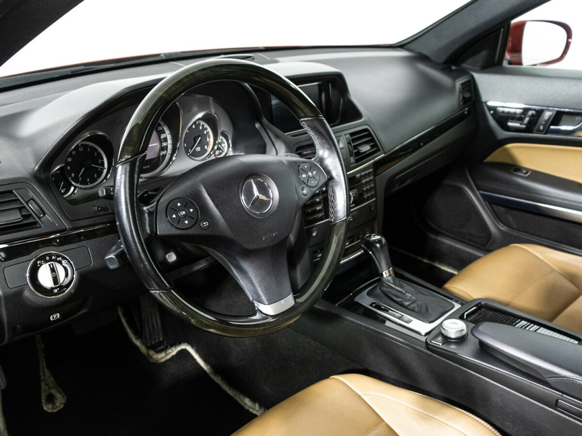 Mercedes-Benz E-Класс 2009 года с пробегом. Фото: #10