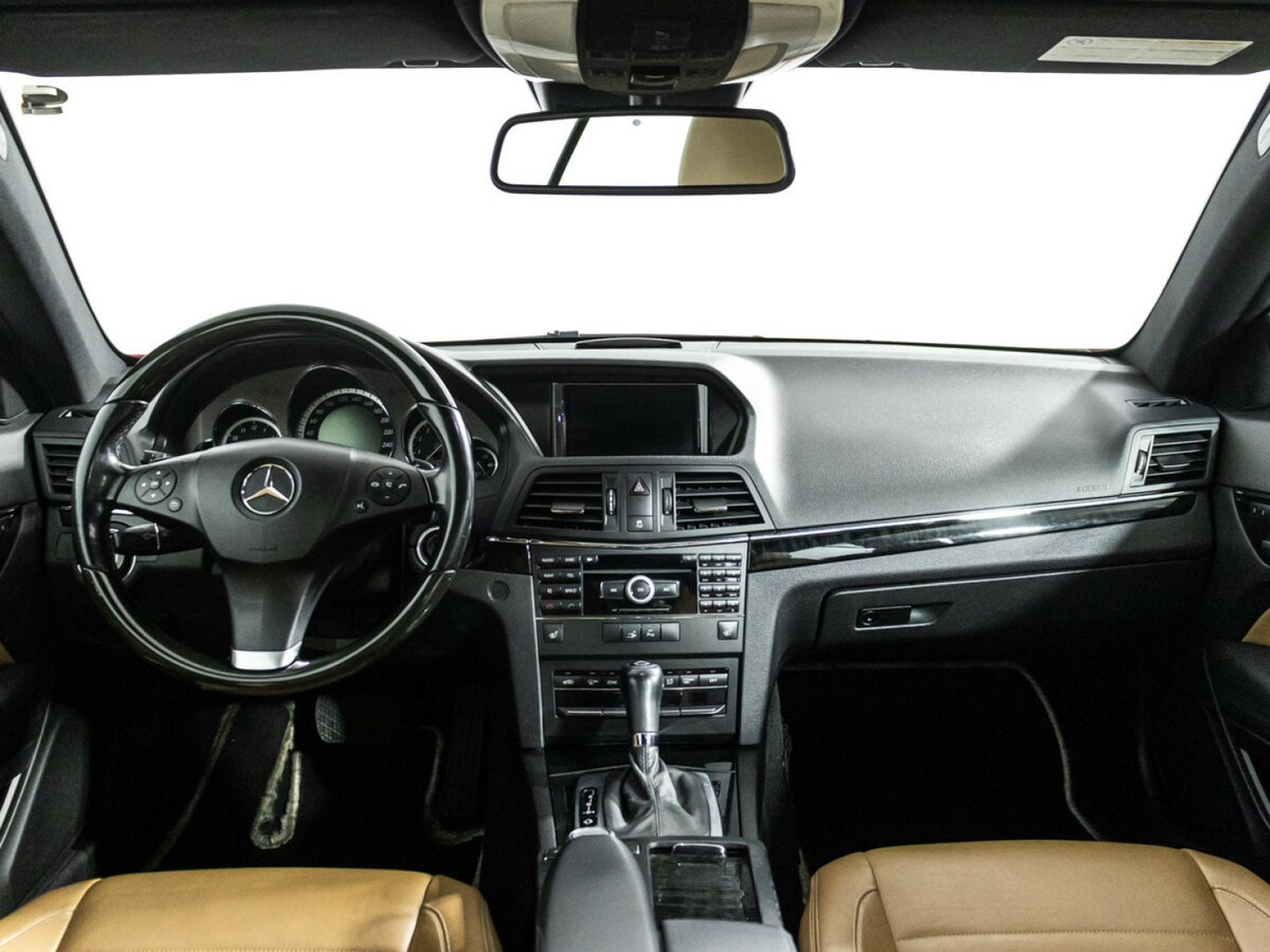 Mercedes-Benz E-Класс 2009 года с пробегом. Фото: #12