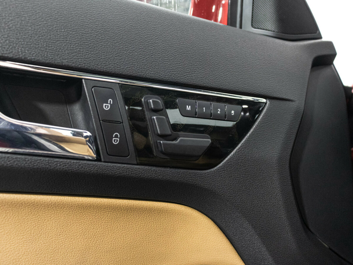 Mercedes-Benz E-Класс 2009 года с пробегом. Фото: #18