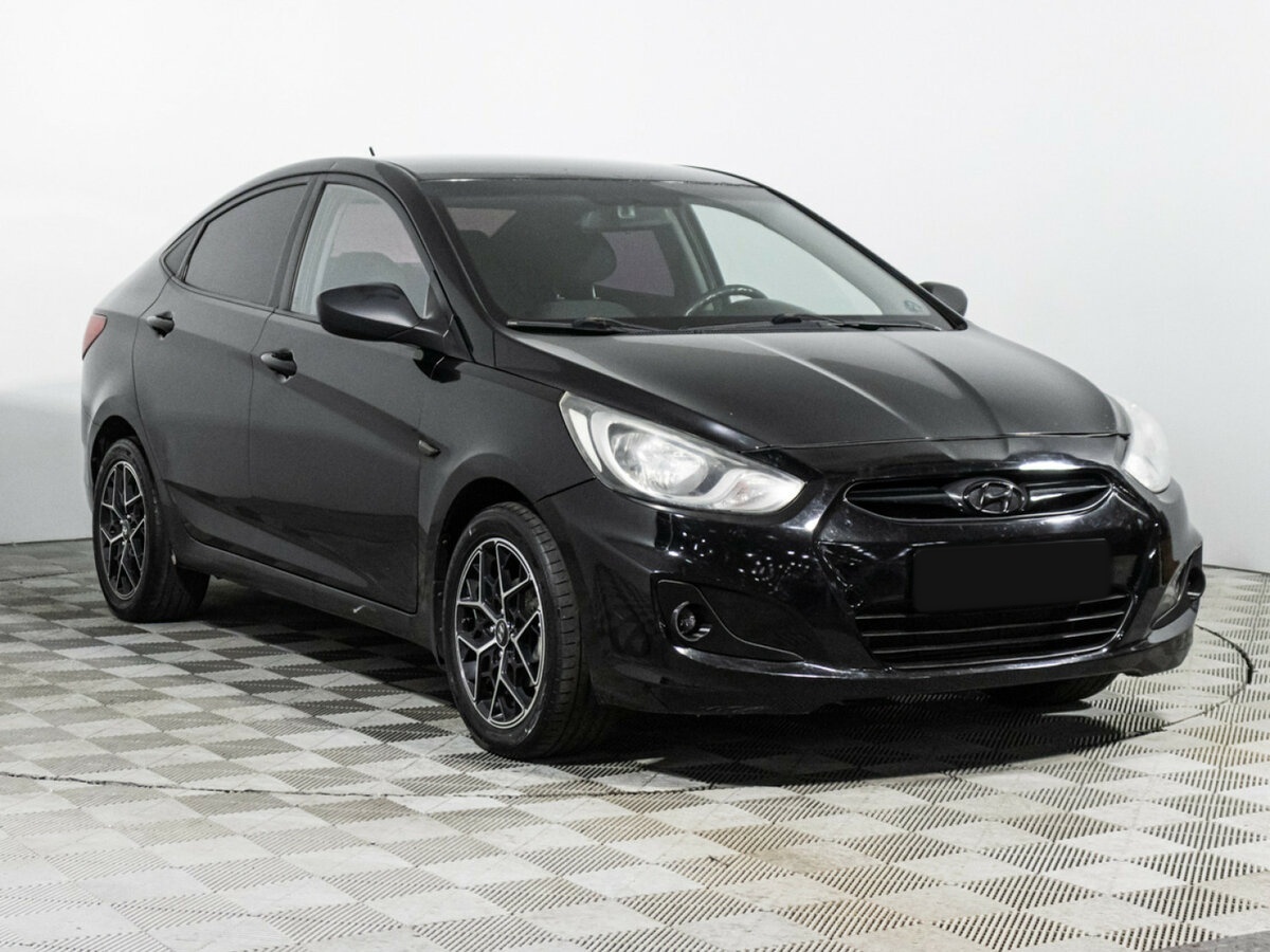 Hyundai Solaris 2011 года с пробегом. Фото: #2