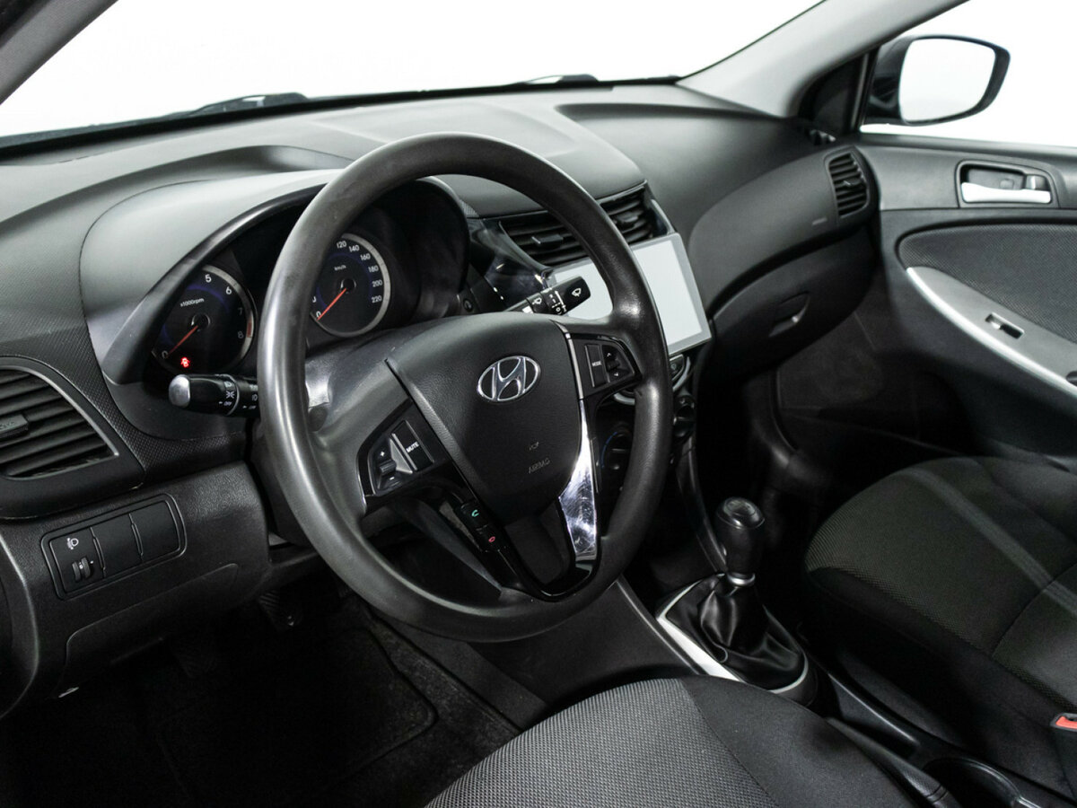 Hyundai Solaris 2011 года с пробегом. Фото: #10