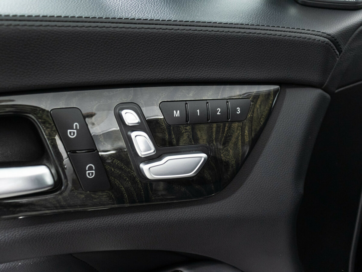 Mercedes-Benz CLS 2014 года с пробегом. Фото: #16