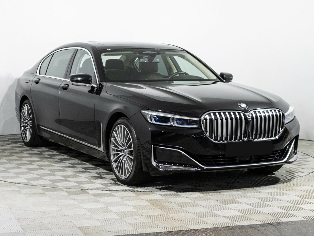 BMW 7 серии 2019 года с пробегом. Фото: #2