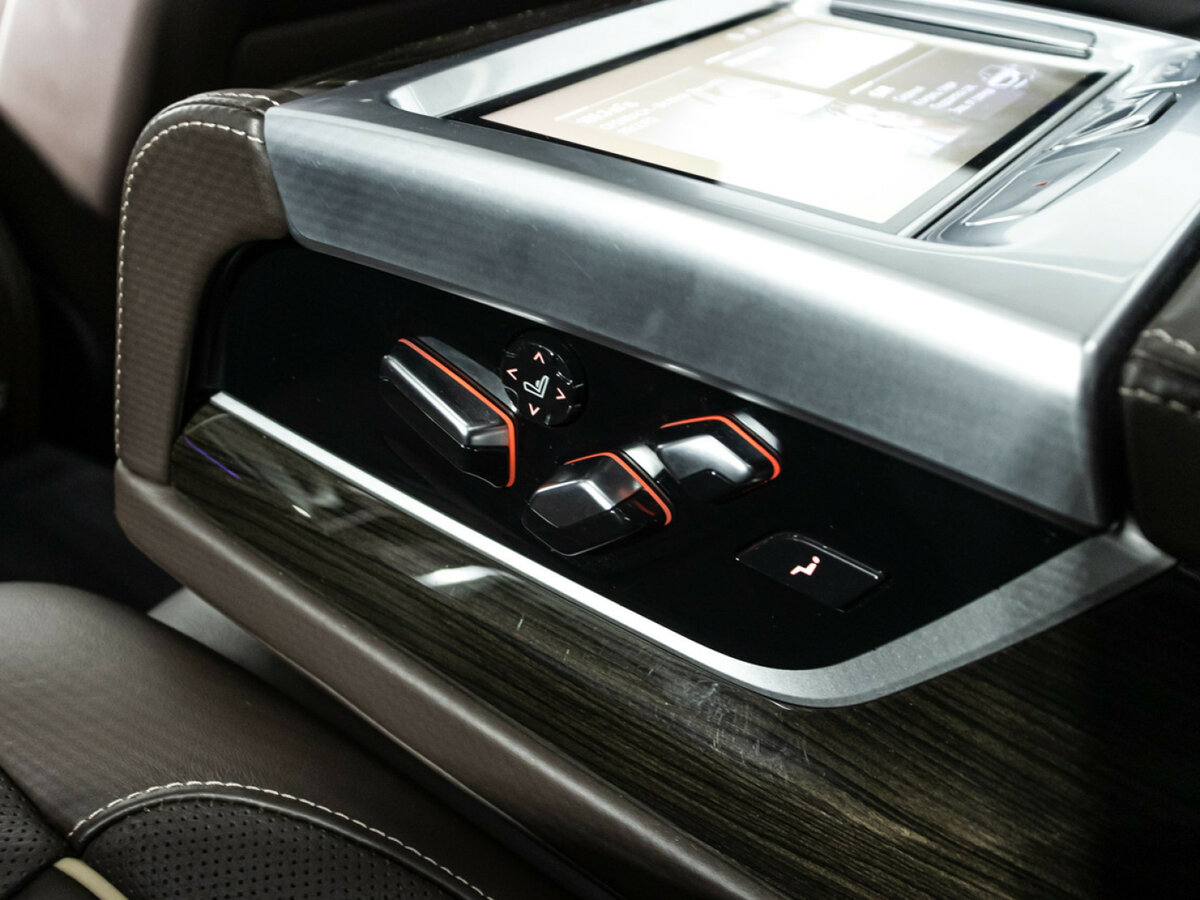 BMW 7 серии 2019 года с пробегом. Фото: #13