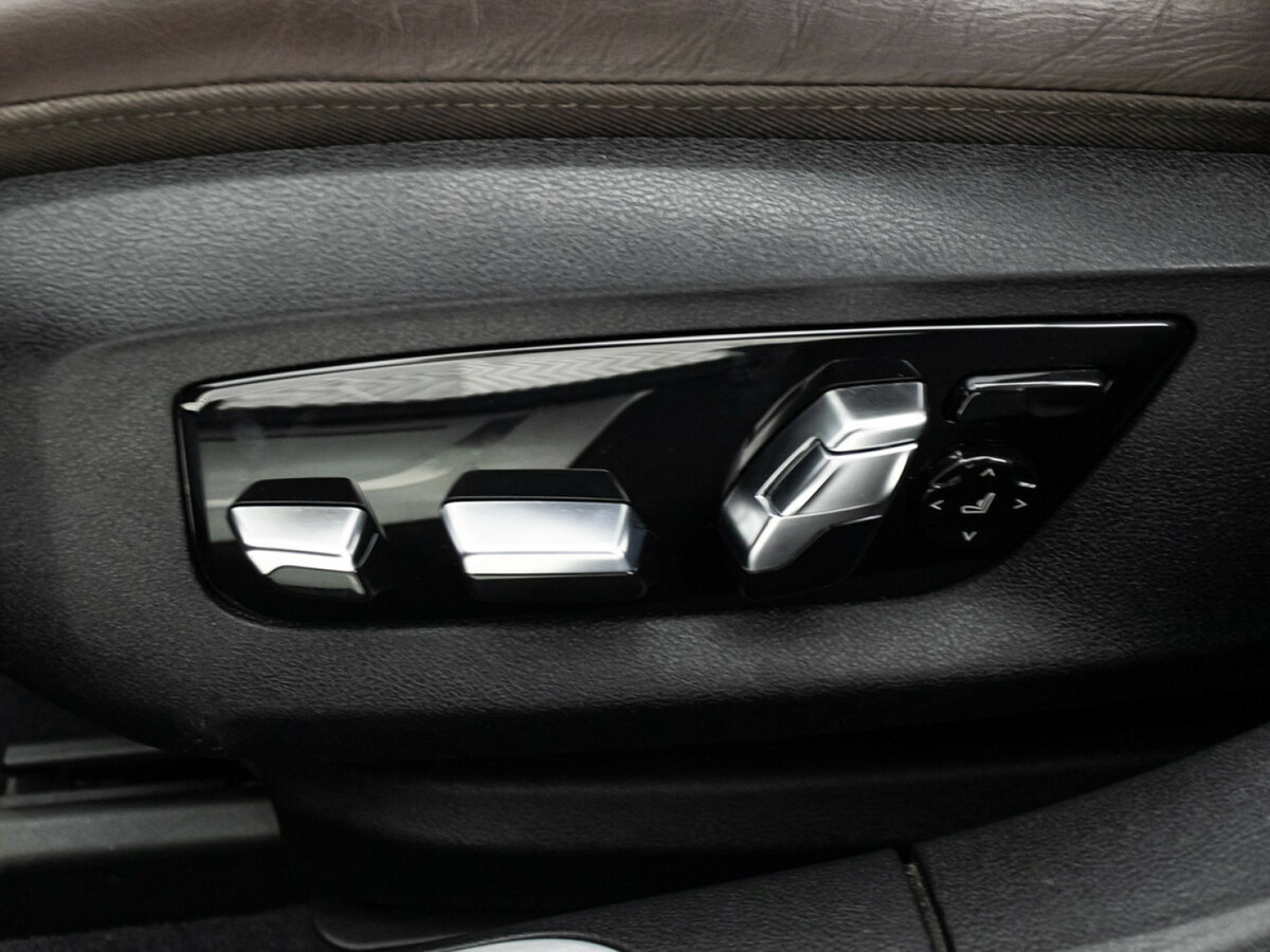 BMW 7 серии 2019 года с пробегом. Фото: #20