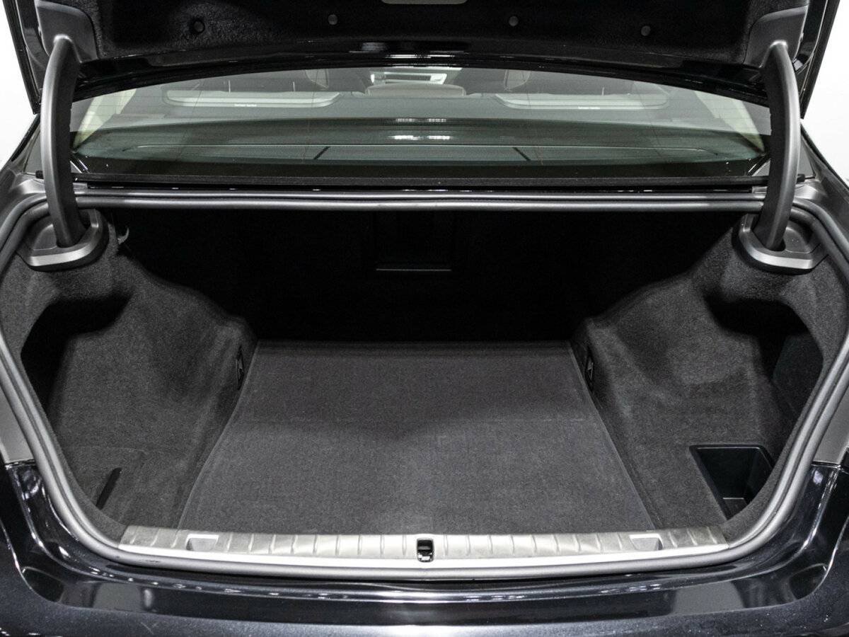 BMW 7 серии 2019 года с пробегом. Фото: #28