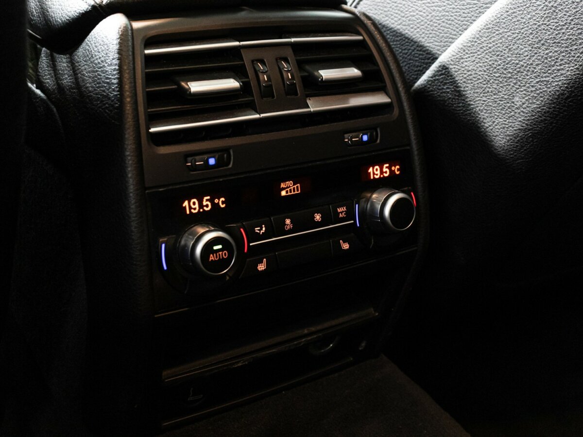 BMW 7 серии 2013 года с пробегом. Фото: #22