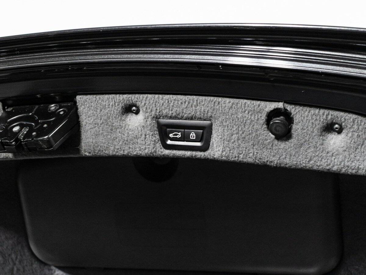 BMW 7 серии 2013 года с пробегом. Фото: #25