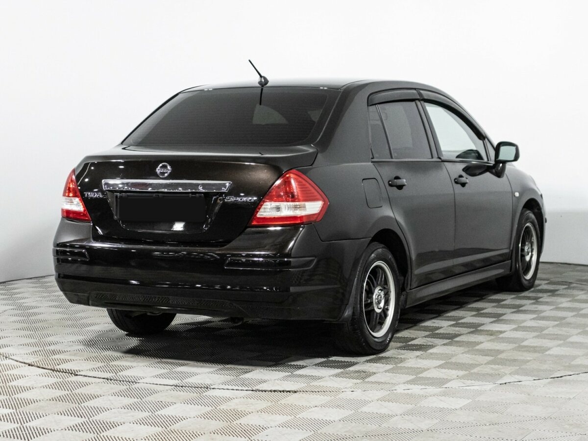 Nissan Tiida 2010 года с пробегом. Фото: #4