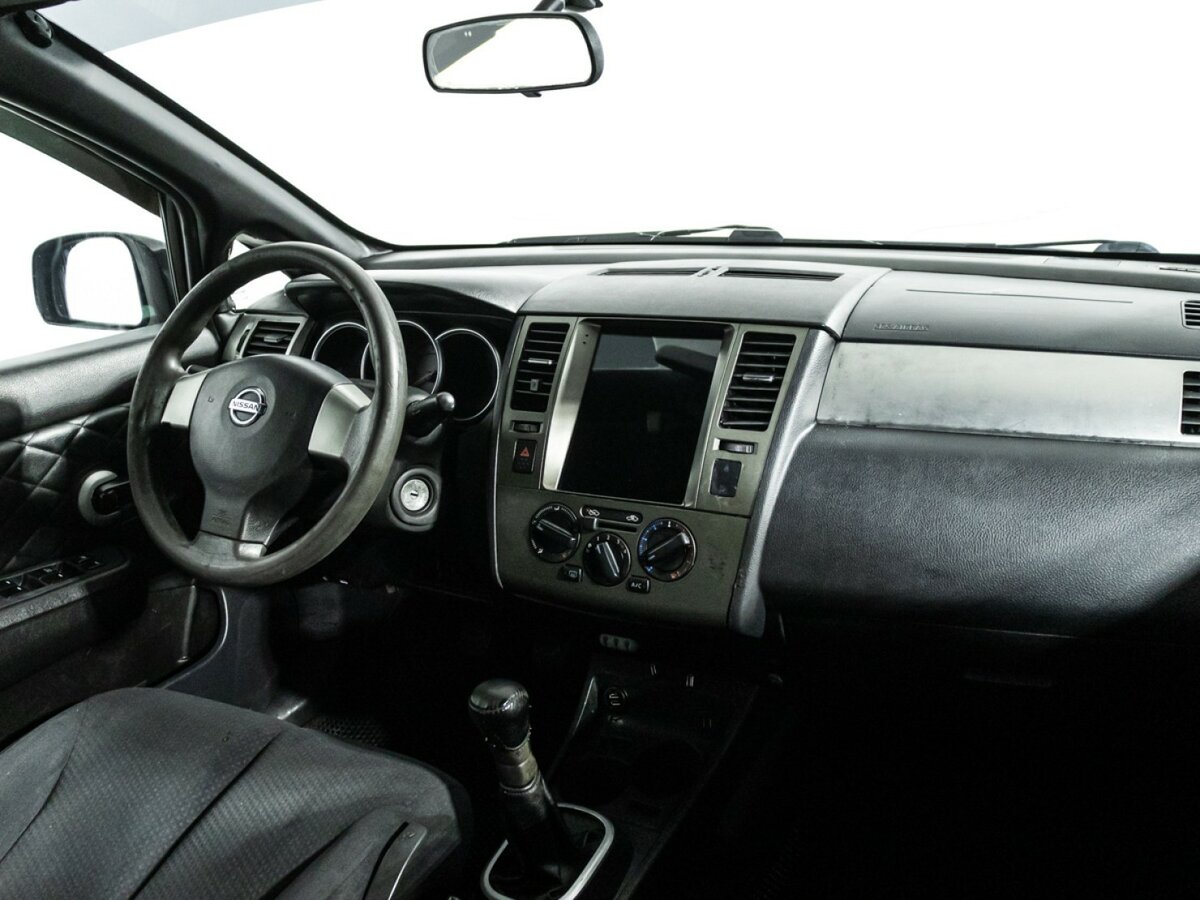 Nissan Tiida 2010 года с пробегом. Фото: #8