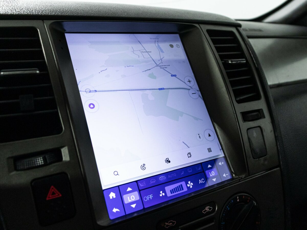 Nissan Tiida 2010 года с пробегом. Фото: #15