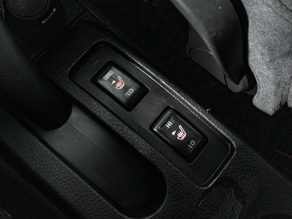 Nissan Tiida 2010 года с пробегом. Фото: #17