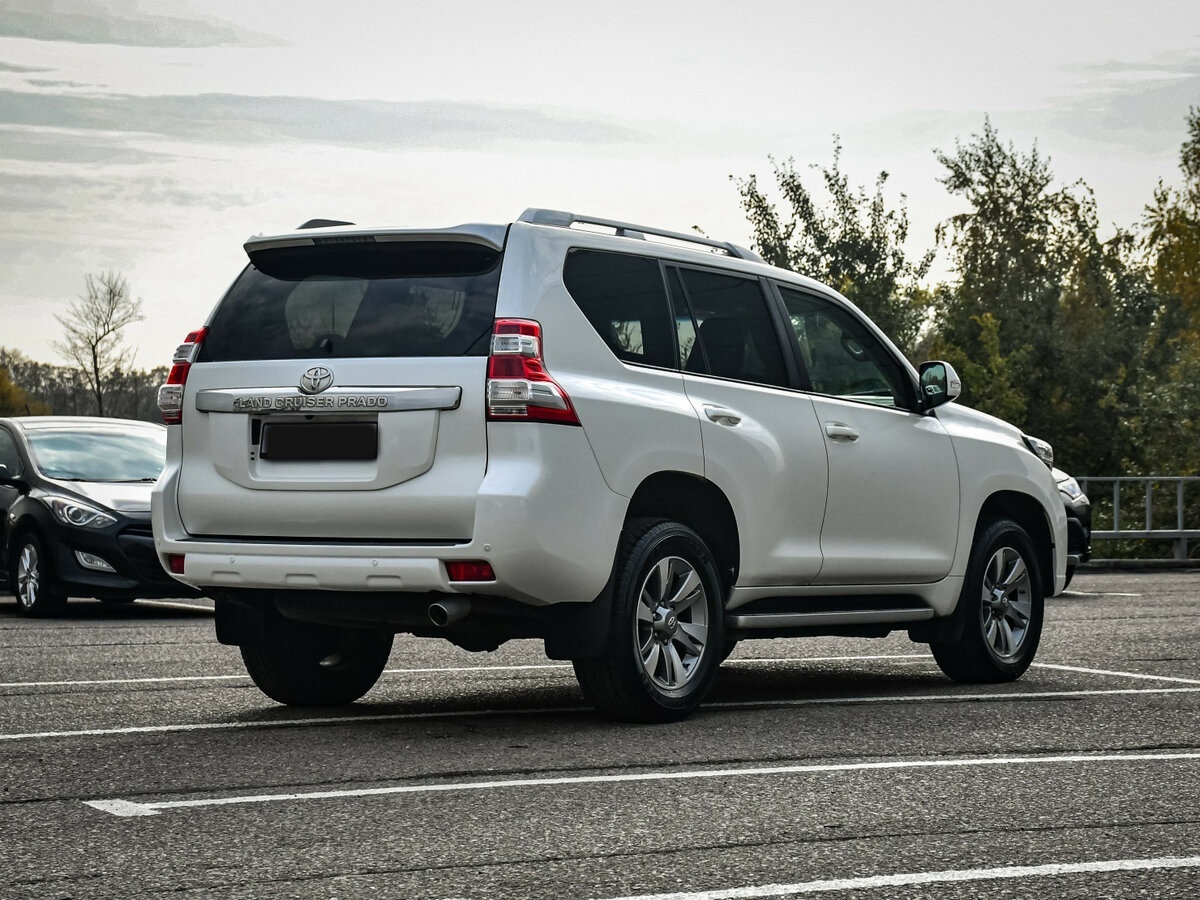 Toyota Land Cruiser Prado 2015 года с пробегом. Фото: #4