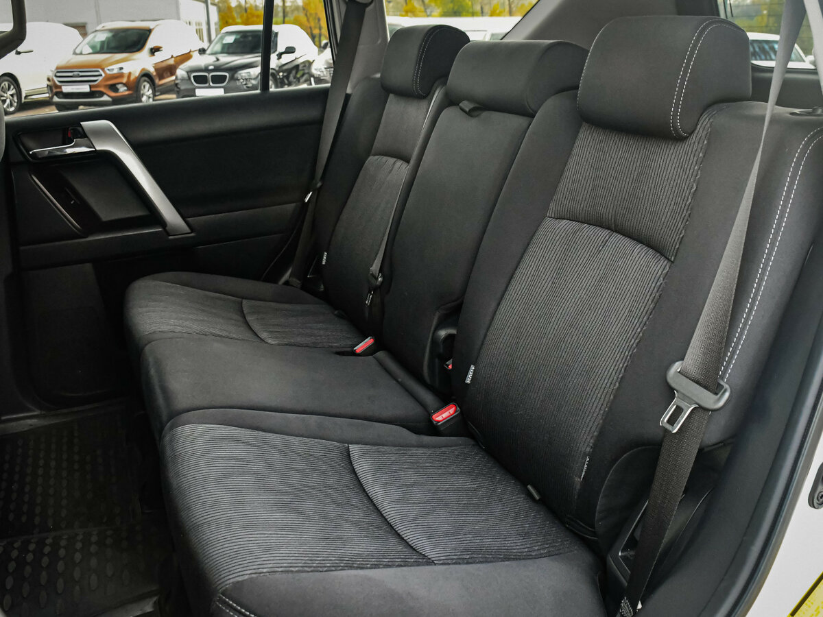 Toyota Land Cruiser Prado 2015 года с пробегом. Фото: #11