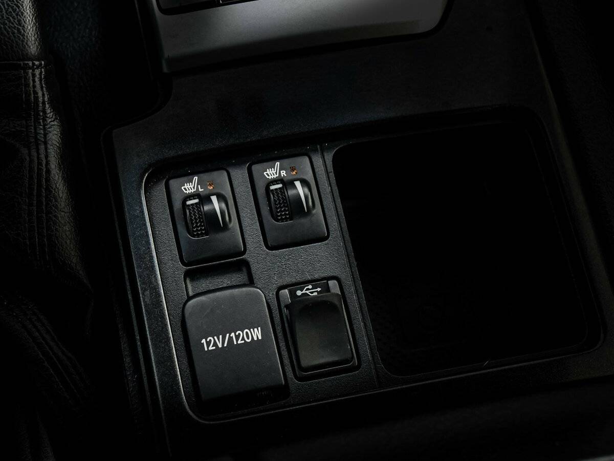 Toyota Land Cruiser Prado 2015 года с пробегом. Фото: #15