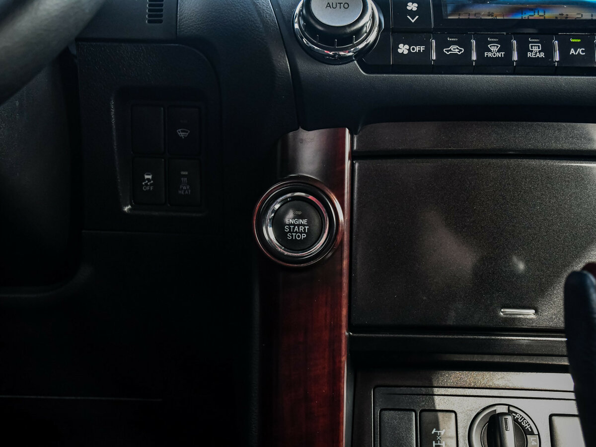 Toyota Land Cruiser Prado 2015 года с пробегом. Фото: #17