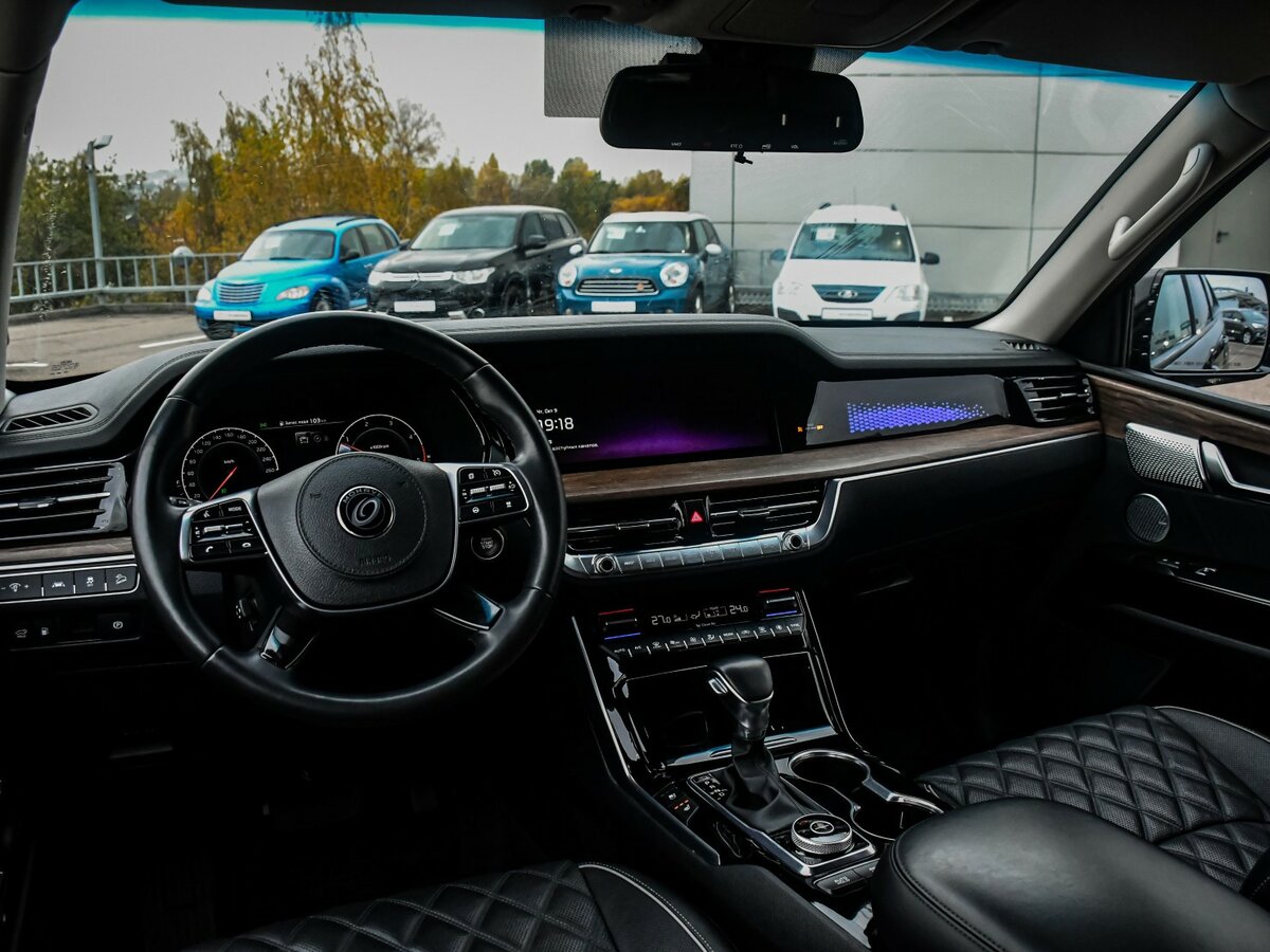 Kia Mohave 2020 года с пробегом. Фото: #11