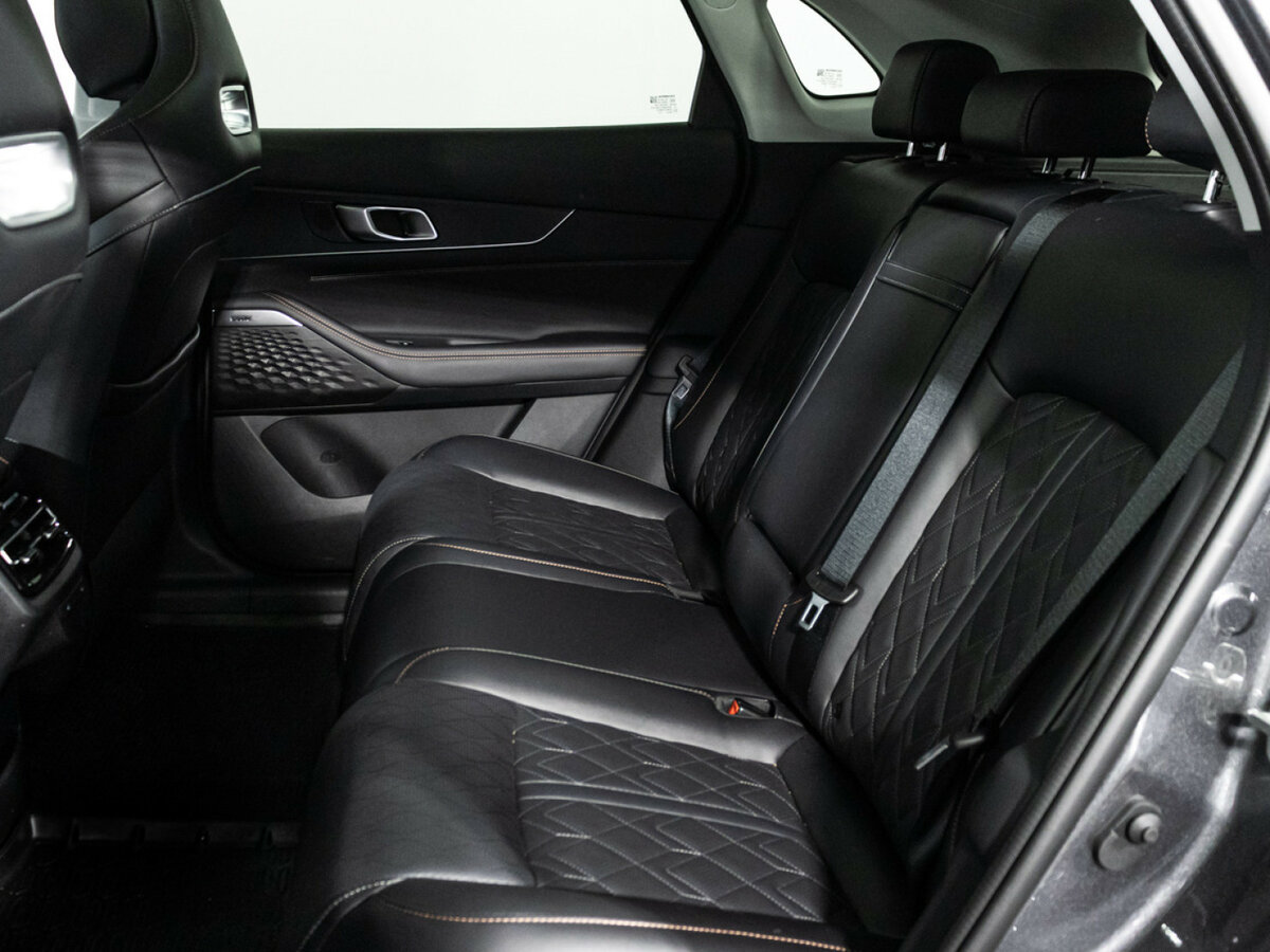 Changan UNI-K 2024 года с пробегом. Фото: #9