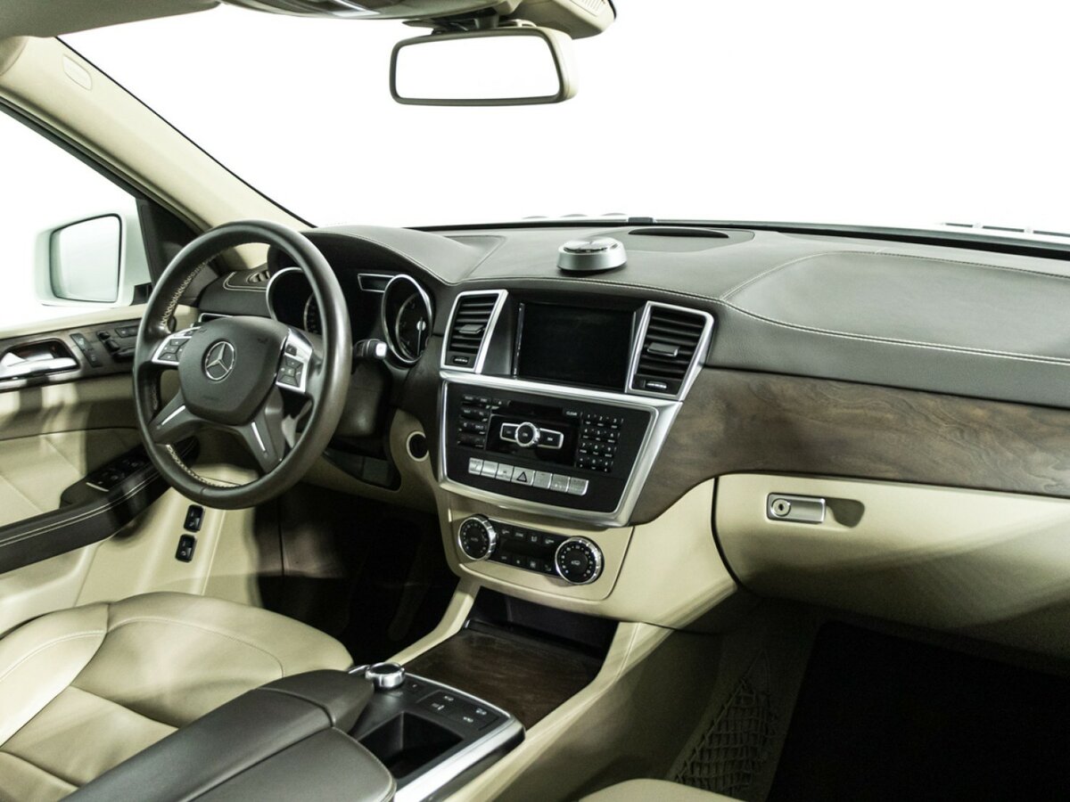 Mercedes-Benz GL-Класс 2015 года с пробегом. Фото: #6