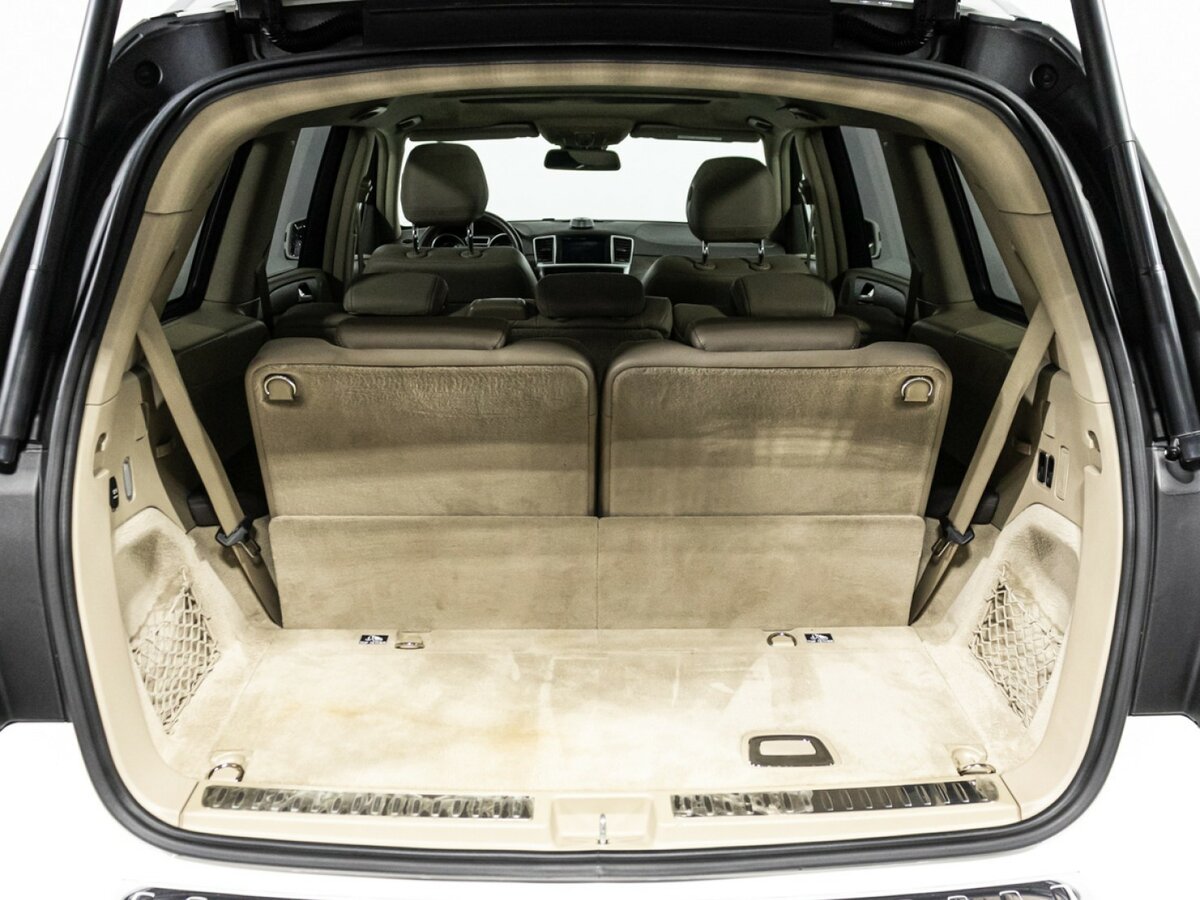 Mercedes-Benz GL-Класс 2015 года с пробегом. Фото: #20