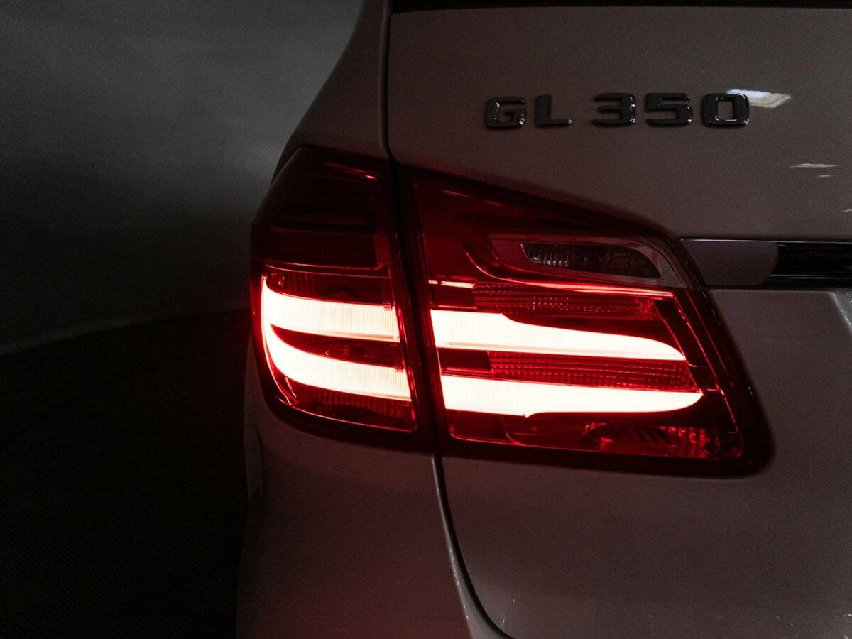 Mercedes-Benz GL-Класс 2015 года с пробегом. Фото: #27