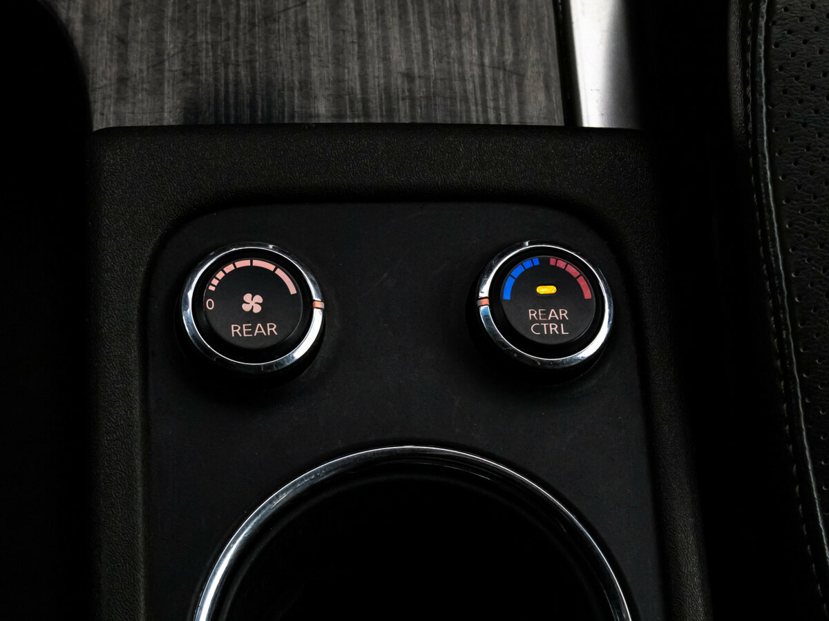 Nissan Pathfinder 2010 года с пробегом. Фото: #11