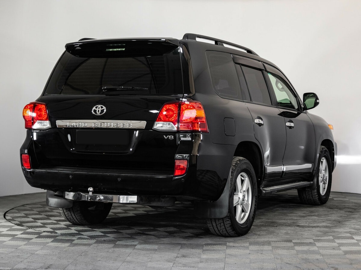 Toyota Land Cruiser 2012 года с пробегом. Фото: #3