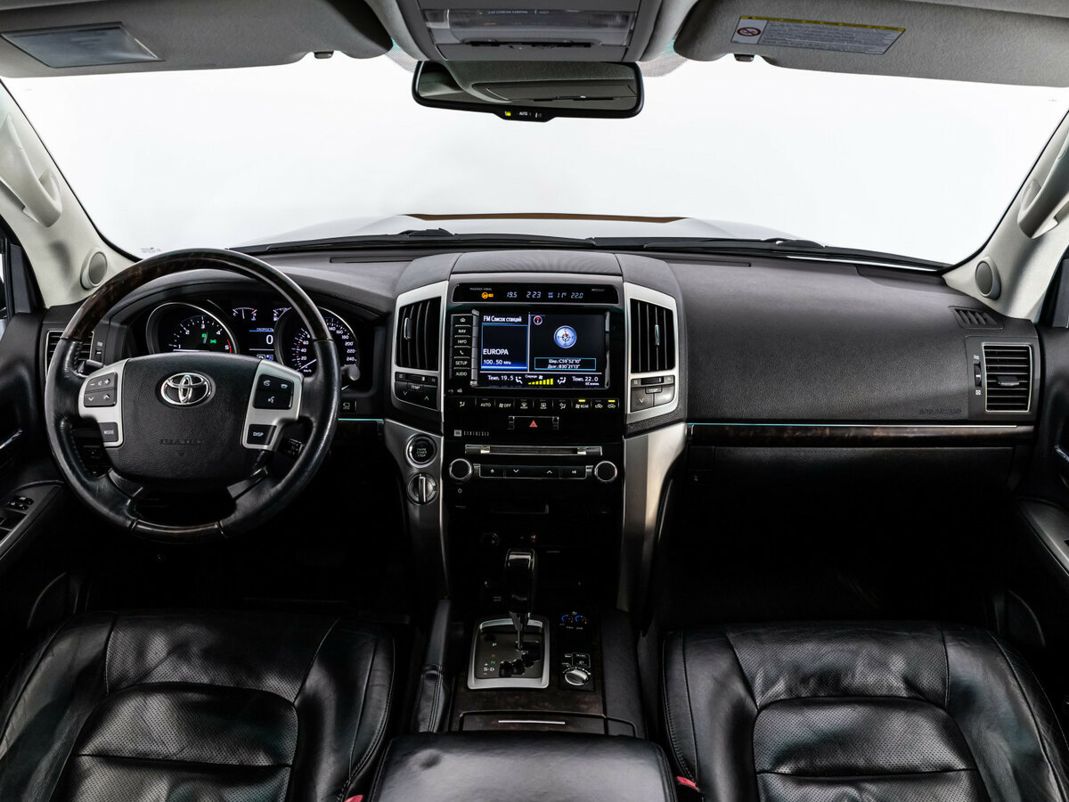 Toyota Land Cruiser 2012 года с пробегом. Фото: #7